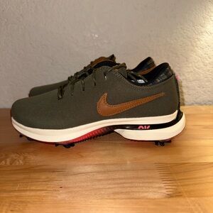 NEW Nike Air Zoom Victory Tour 3 Boys Golf Shoes Olive Green Size 3.5 FQ8307-300